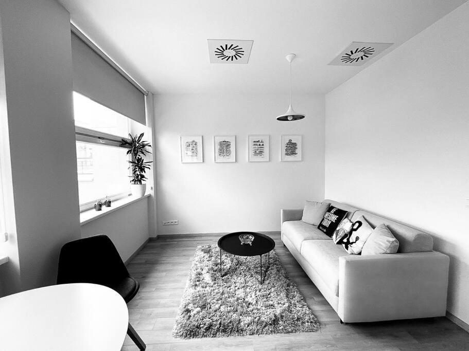 New Studio In Quiet Part Of The City Center Bratislava Exterior foto
