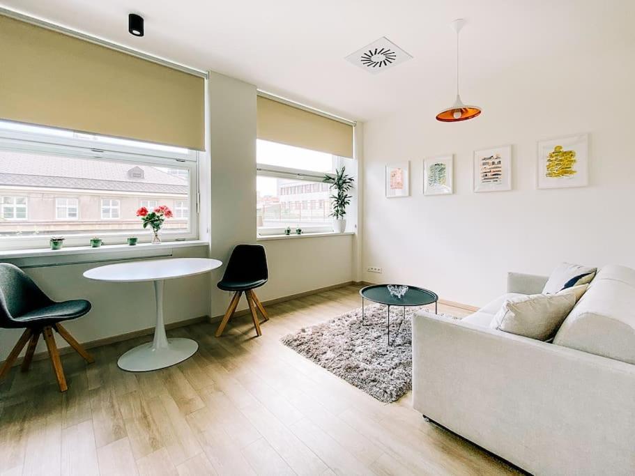 New Studio In Quiet Part Of The City Center Bratislava Exterior foto