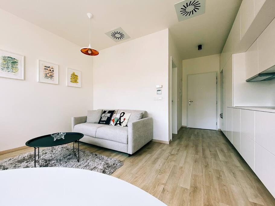 New Studio In Quiet Part Of The City Center Bratislava Exterior foto
