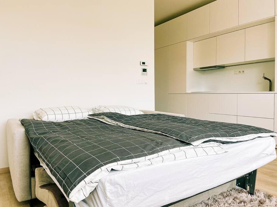 New Studio In Quiet Part Of The City Center Bratislava Exterior foto